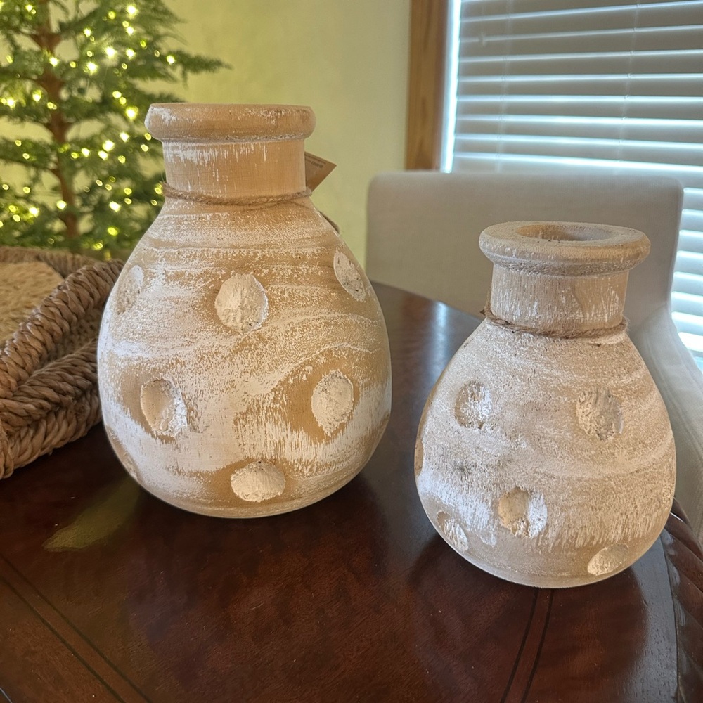 Mud Pie Textured Cream and Tan Vases